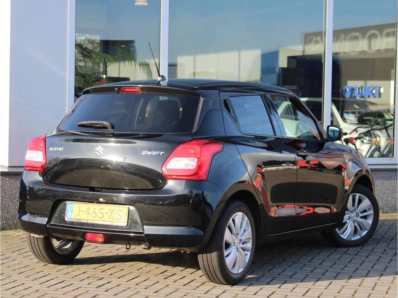 Suzuki SWIFT 1.2 Select CVT Automaat Carplay/Android Auto, Stoelverwarming, Achteruitrijcamera, Bluetooth