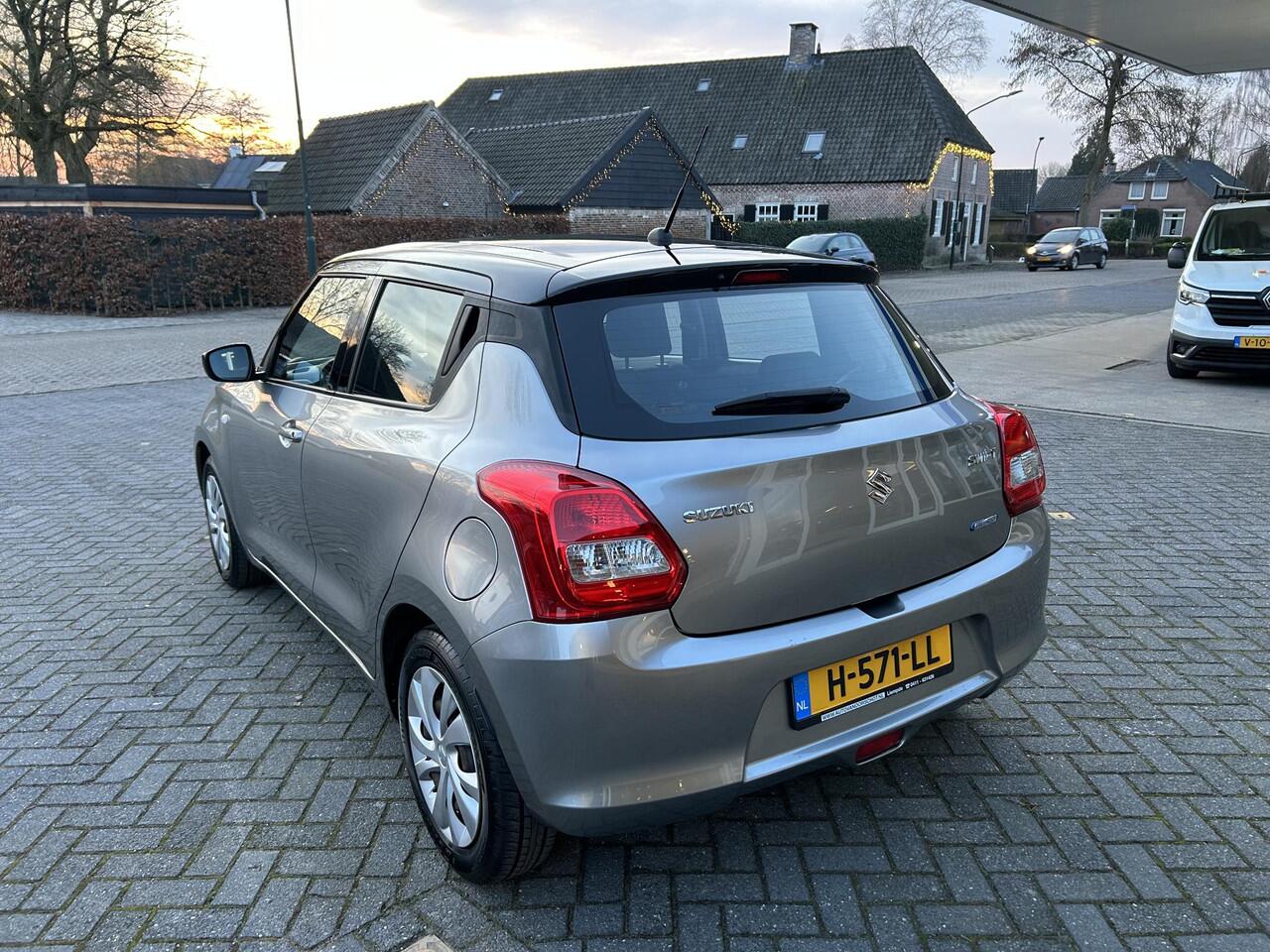 Suzuki SWIFT 1.2 Comfort Smart Hybrid