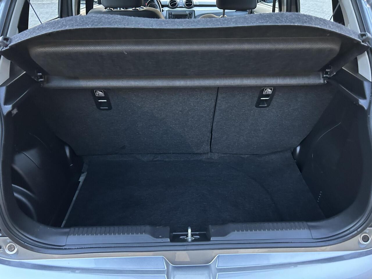 Suzuki SWIFT 1.2 Comfort Smart Hybrid