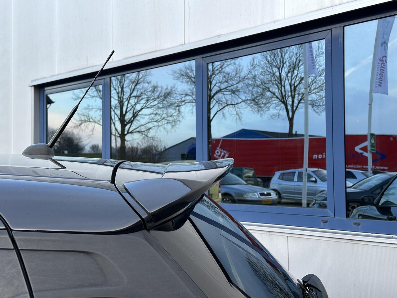 Suzuki SWIFT 1.2 SPORT Smart Hybrid l CarPlay l Automaat l