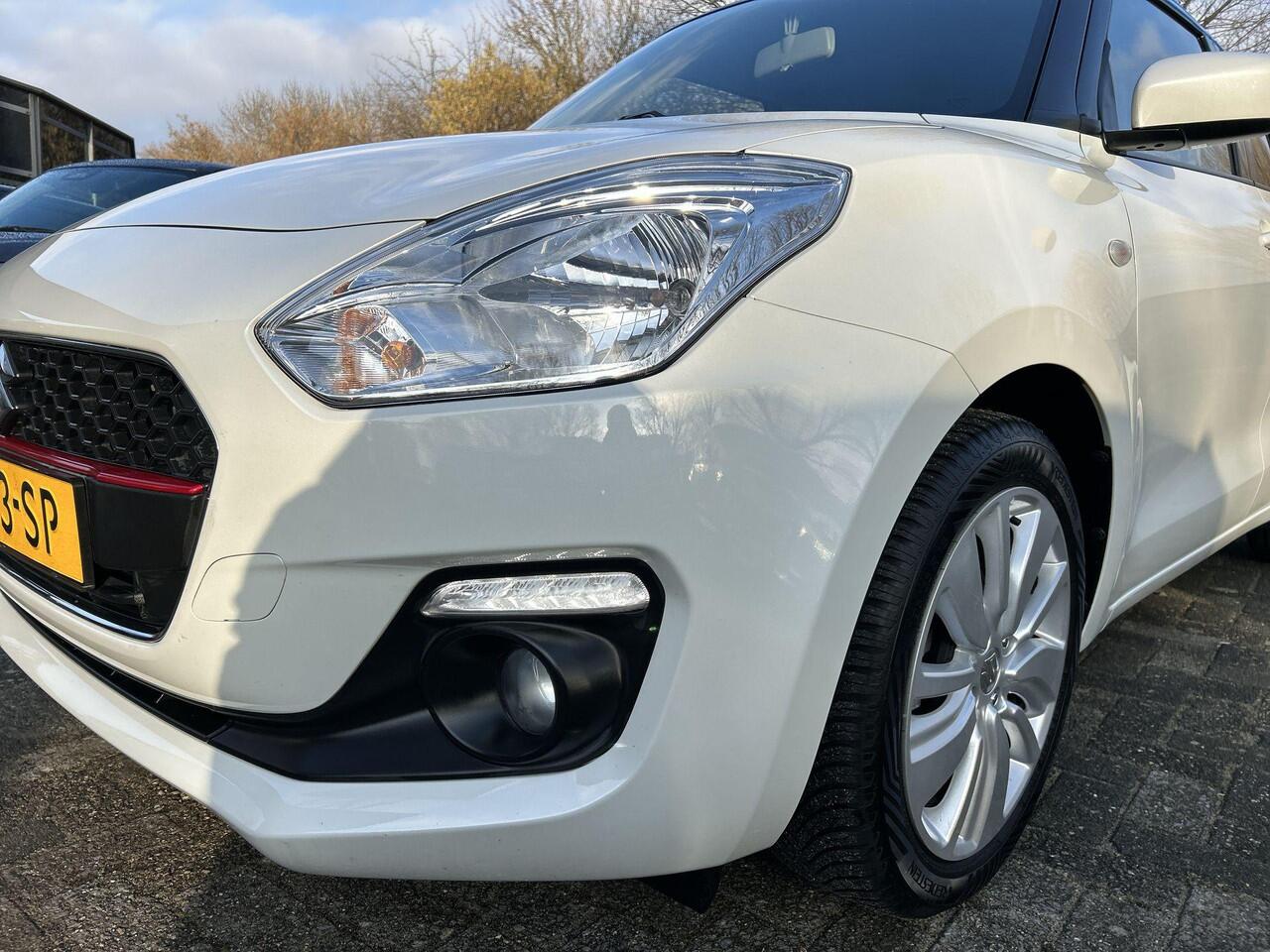 Suzuki SWIFT 1.2 Select Smart Hybrid RIJKLAAR | Airco | Camera | Navi via App | Dubbele uitlaat | Dakspoiler