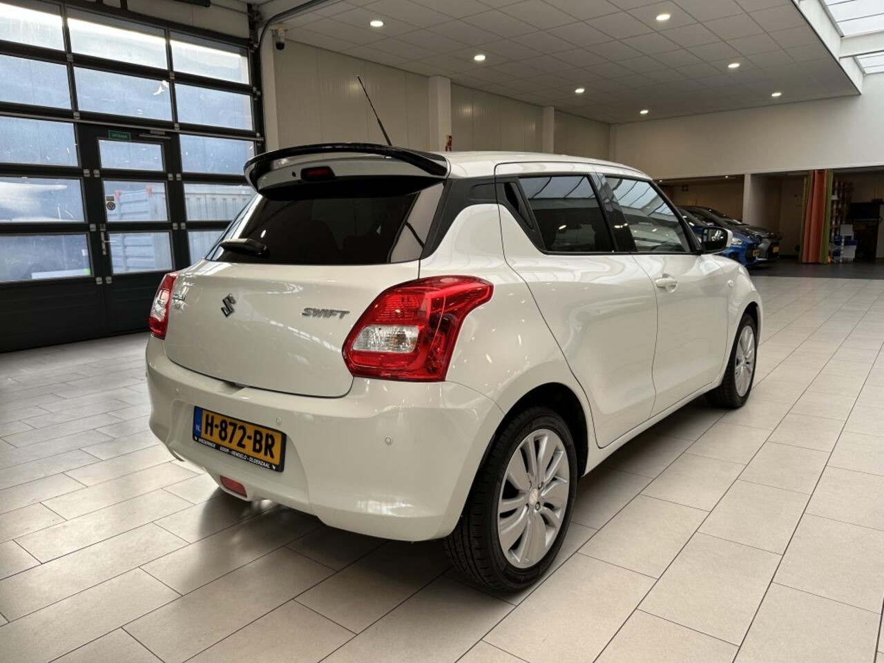 Suzuki SWIFT 1.2 Select [ ALL-SEASON BANDEN I 100% ONDERHOUDEN I DEALER ONDER