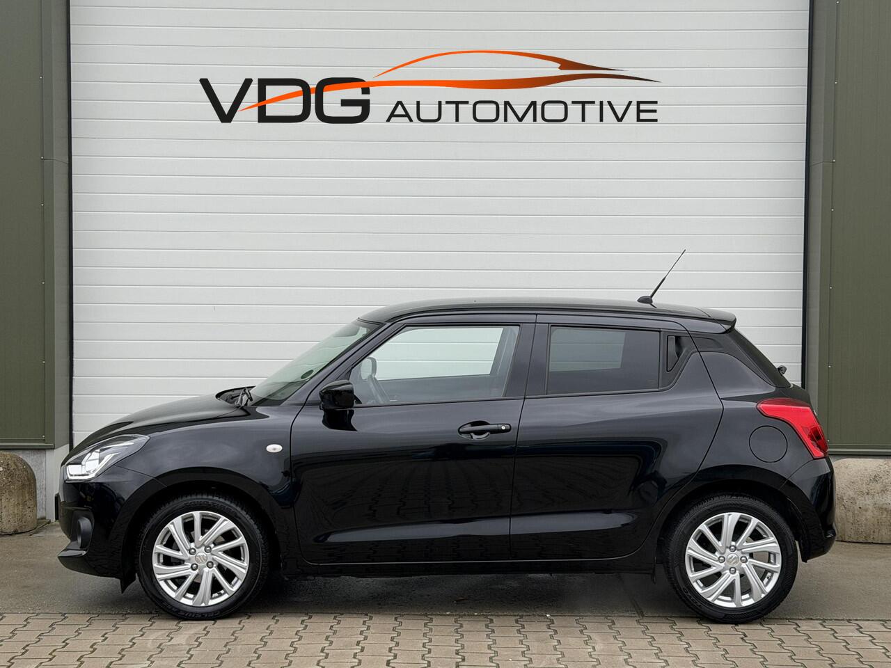 Suzuki SWIFT 1.2 Select Smart Hybrid / Navi / Camera / Adaptive Cruise / Stoelverwarming / Carplay