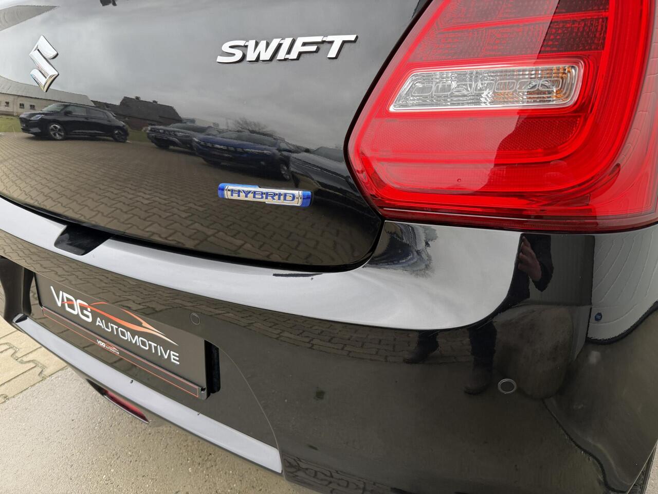 Suzuki SWIFT 1.2 Select Smart Hybrid / Navi / Camera / Adaptive Cruise / Stoelverwarming / Carplay