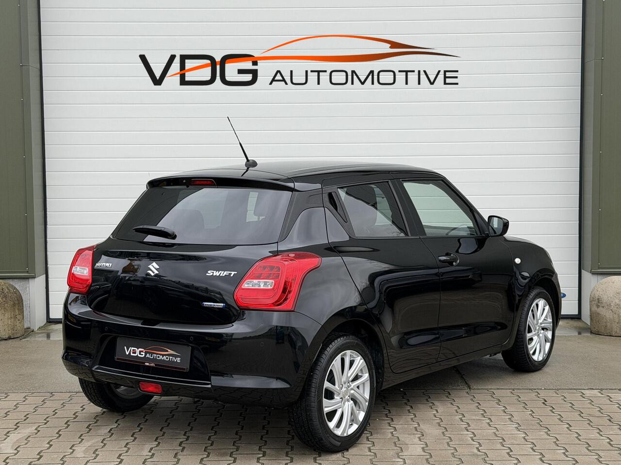 Suzuki SWIFT 1.2 Select Smart Hybrid / Navi / Camera / Adaptive Cruise / Stoelverwarming / Carplay