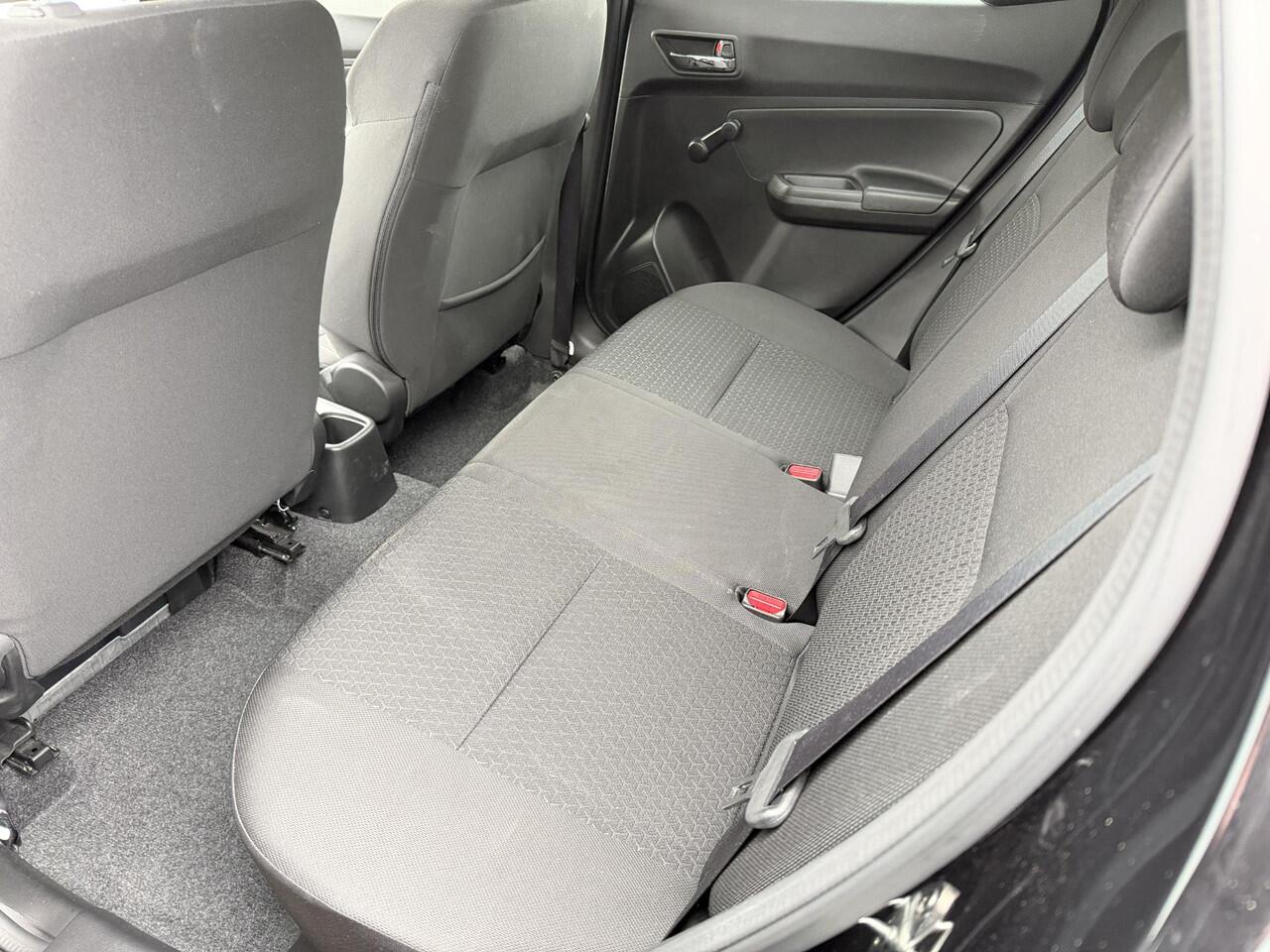 Suzuki SWIFT 1.2 Select Smart Hybrid / Navi / Camera / Adaptive Cruise / Stoelverwarming / Carplay