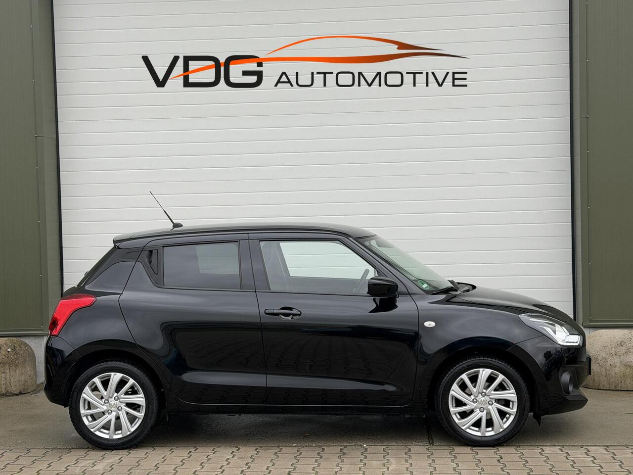 Suzuki SWIFT 1.2 Select Smart Hybrid / Navi / Camera / Adaptive Cruise / Stoelverwarming / Carplay