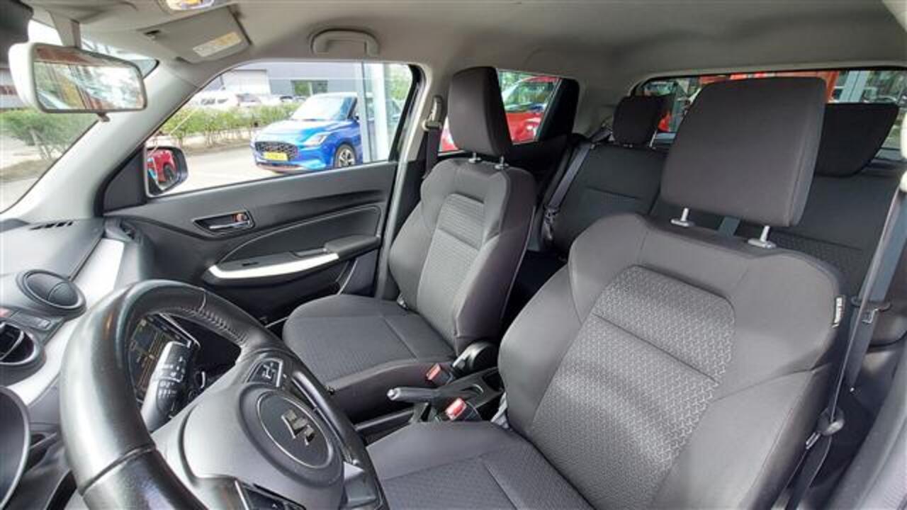 Suzuki SWIFT 1.2 Smart Hybrid Select