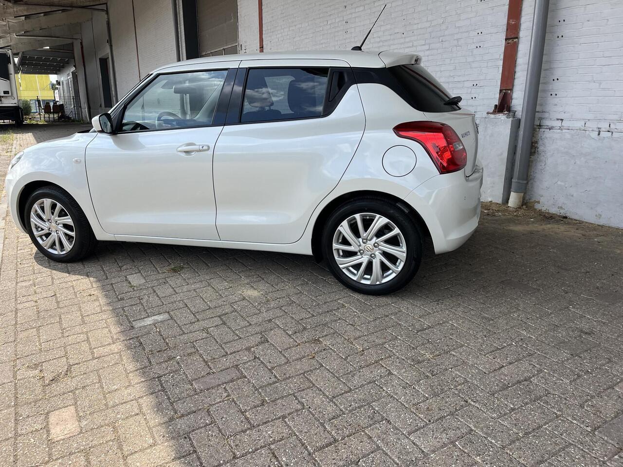Suzuki SWIFT 1.2 Select Smart Hybrid |Apple Carplay!|Uniek!| NAP!|