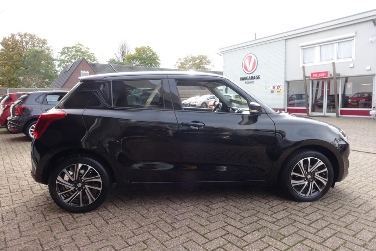 Suzuki SWIFT 1.2 STYLE SMART HYBRID Automaat 1e Eigenaar 100%NL (All-in prijs)