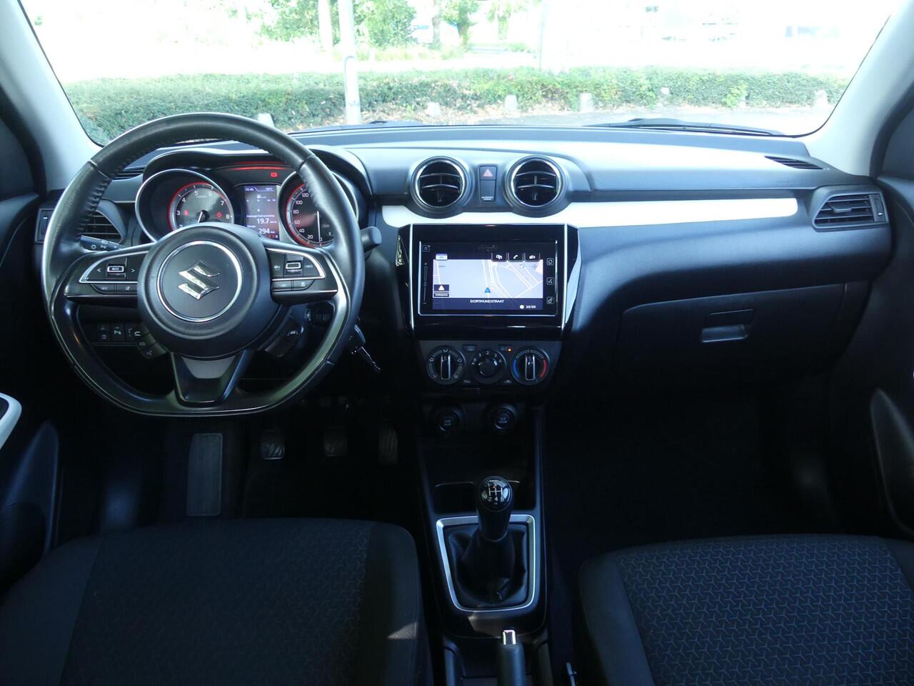 Suzuki SWIFT 1.2 Select Smart Hybrid Trekhaak, Cruise Control, Apple Carplay, Android Auto, Navigatie, Achterspoiler