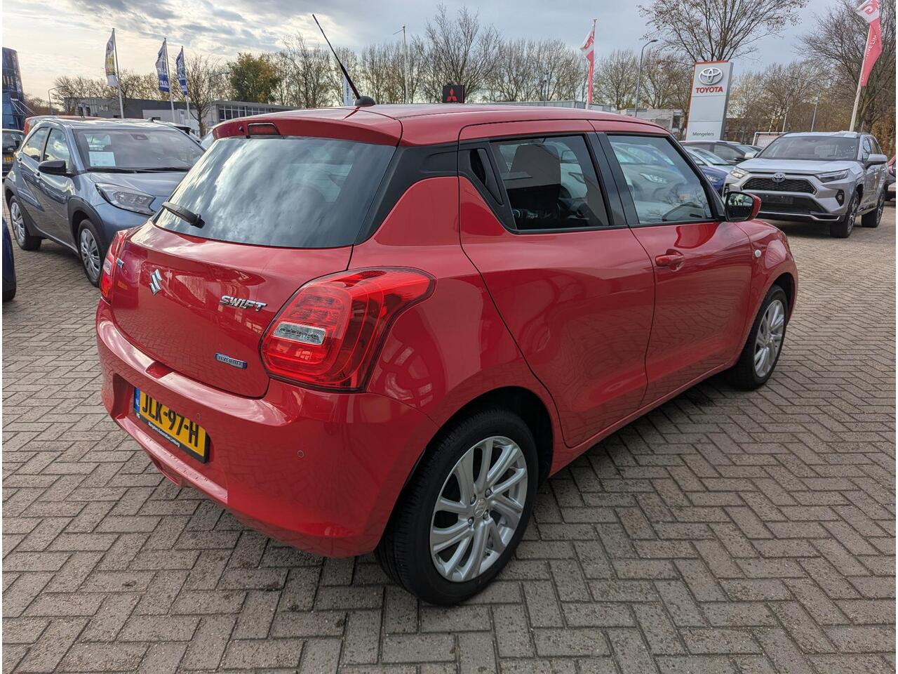 Suzuki SWIFT 1.2 Style Smart Hybrid |Rijklaar|Airco|PDC|Navi-by-App|ACC|