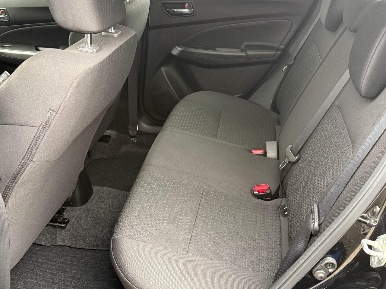 Suzuki SWIFT 1.2 Style Smart Hybrid | Automaat | Keyless | Clima | Cruise | Navi | 10 JAAR GARANTIE!!