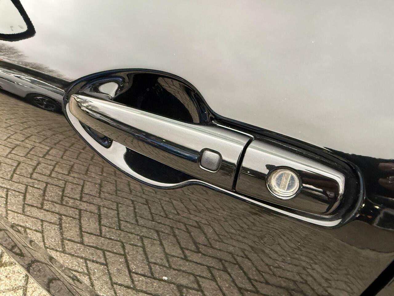 Suzuki SWIFT 1.2 Style Smart Hybrid | Automaat | Keyless | Clima | Cruise | Navi | 10 JAAR GARANTIE!!