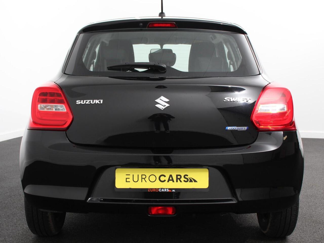 Suzuki SWIFT 1.2 Club Smart Hybrid | Navigatie | Apple Carplay/Android Auto | Airco | Cruise Control | Lichtmetalen velgen