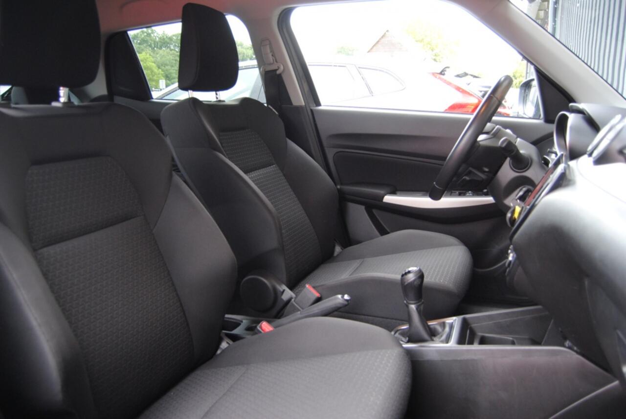 Suzuki SWIFT || Icl 6 maanden garantie! 1.2 Comfort Sm.Hyb.|| Camera| Dodehoek detectie| Stoelverwarming