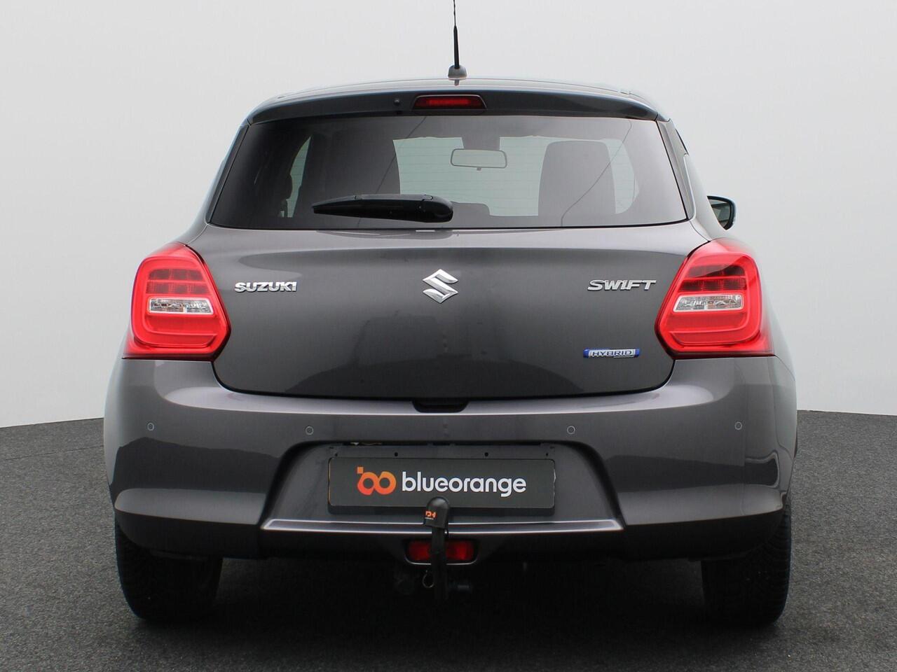 Suzuki SWIFT 1.2 Style Smart Hybrid 83PK Aut. Trekhaak, Keyless, Achteruitrijcamera, Clima, Adaptieve Cruise Controle, Side Assist, 16" LM Velgen, Stoelverwarming