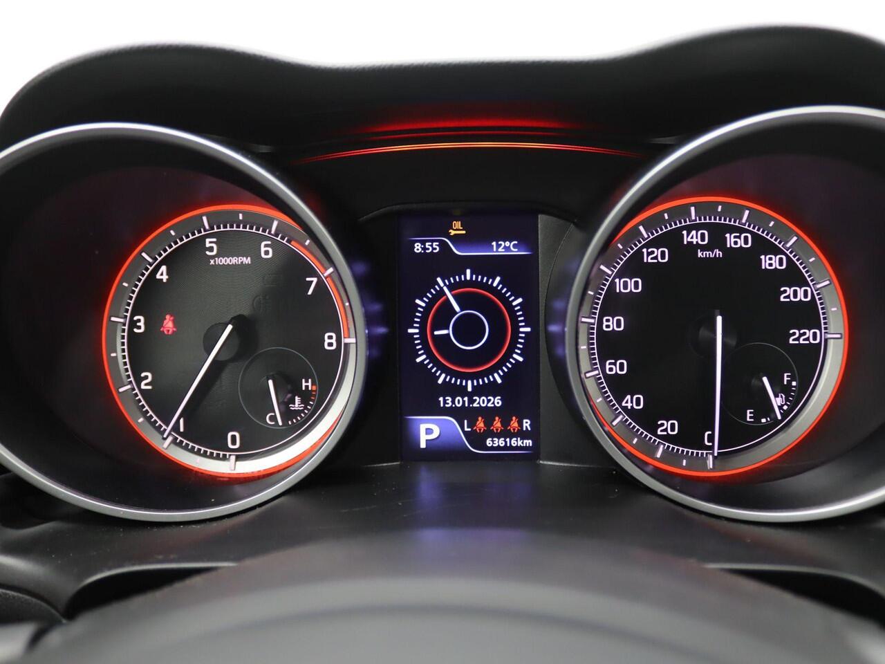 Suzuki SWIFT 1.2 Style Smart Hybrid 83PK Aut. Trekhaak, Keyless, Achteruitrijcamera, Clima, Adaptieve Cruise Controle, Side Assist, 16" LM Velgen, Stoelverwarming