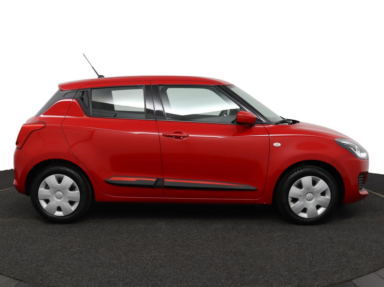 Suzuki SWIFT 1.2 Comfort Smart Hybrid | Adaptive Cruise Control | Airco | Bluetooth | Elektrische ramen |
