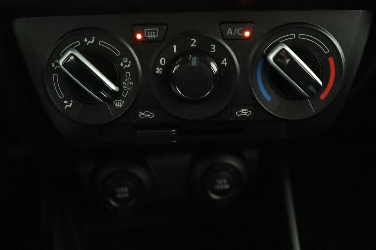 Suzuki SWIFT 1.2 Comfort Smart Hybrid | Adaptive Cruise Control | Airco | Bluetooth | Elektrische ramen |