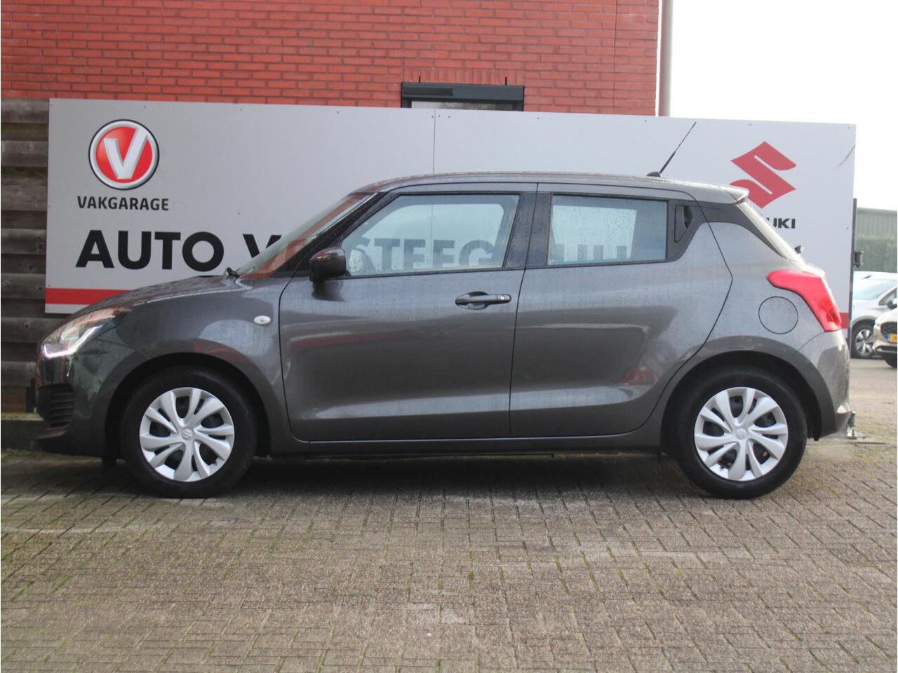 Suzuki SWIFT 1.2 Comfort Smart Hybrid Cruise Control, Trekhaak, Elektrische Ramen, Radio, Dimlicht Automatisch