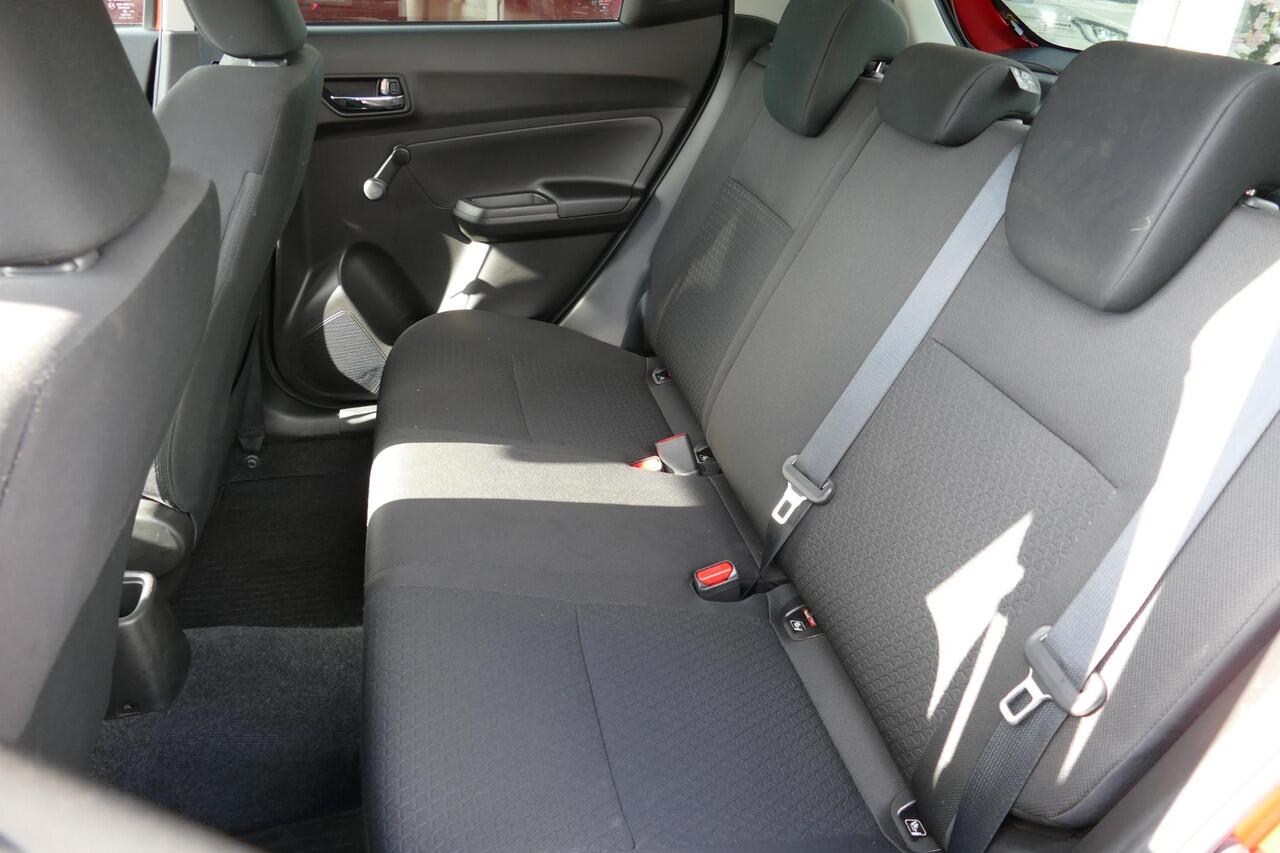 Suzuki SWIFT 1.2 Select Smart Hybrid | Airco | Cruise control| parkeersensoren | Rijklaarprijs