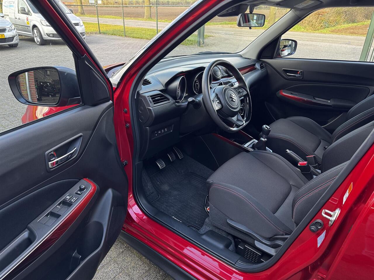 Suzuki SWIFT 1.4 Sport Sm.Hyb.