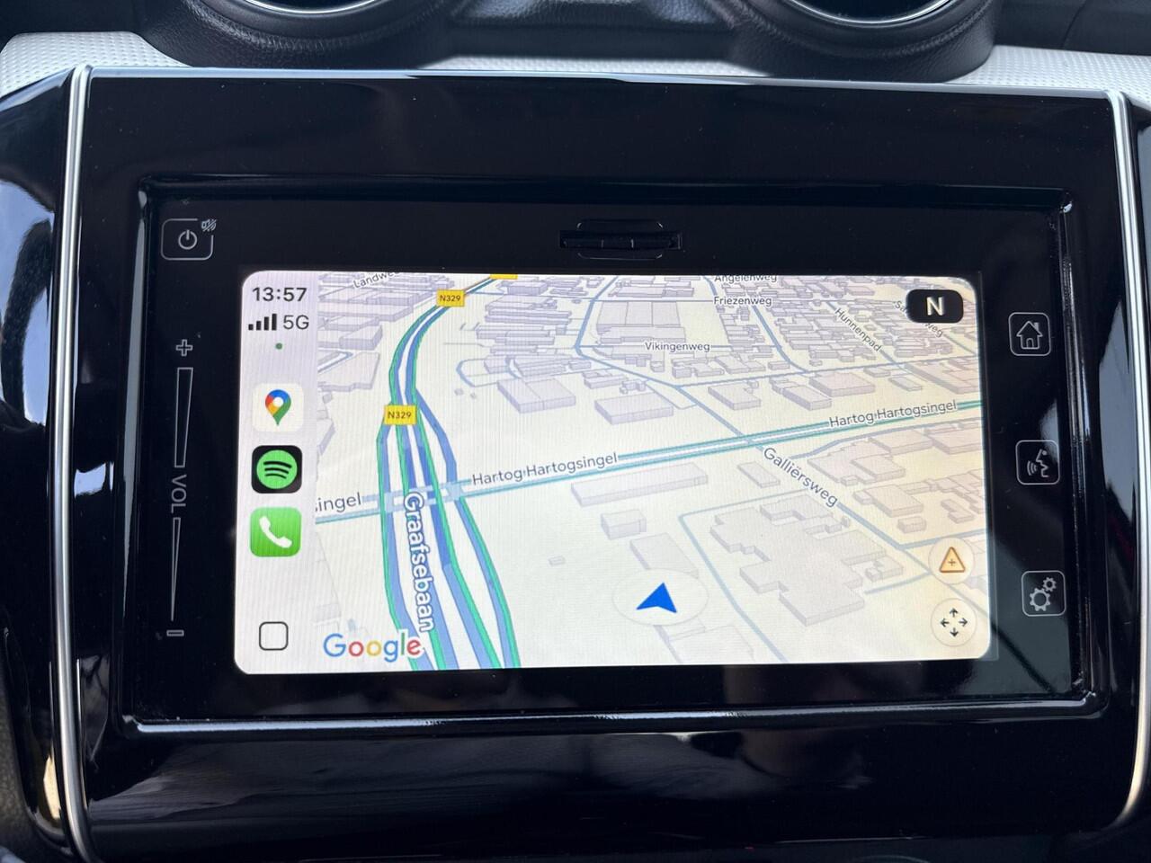 Suzuki SWIFT 1.2 Select Smart Hybrid **AUTOMAAT/ DODEHOEK DETECTIE/ STOELVERWARMING**