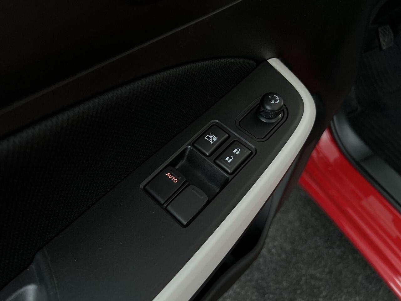 Suzuki SWIFT 1.2 Select Plus Edition Smart Hybrid | Rijklaar |