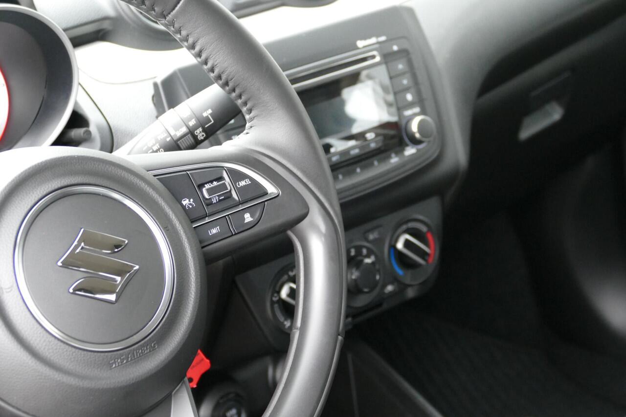 Suzuki SWIFT 1.2 Comfort Smart Hybrid | Parkeersensoren achter | Bluetooth | Cruise control | Rijklaarprijs |