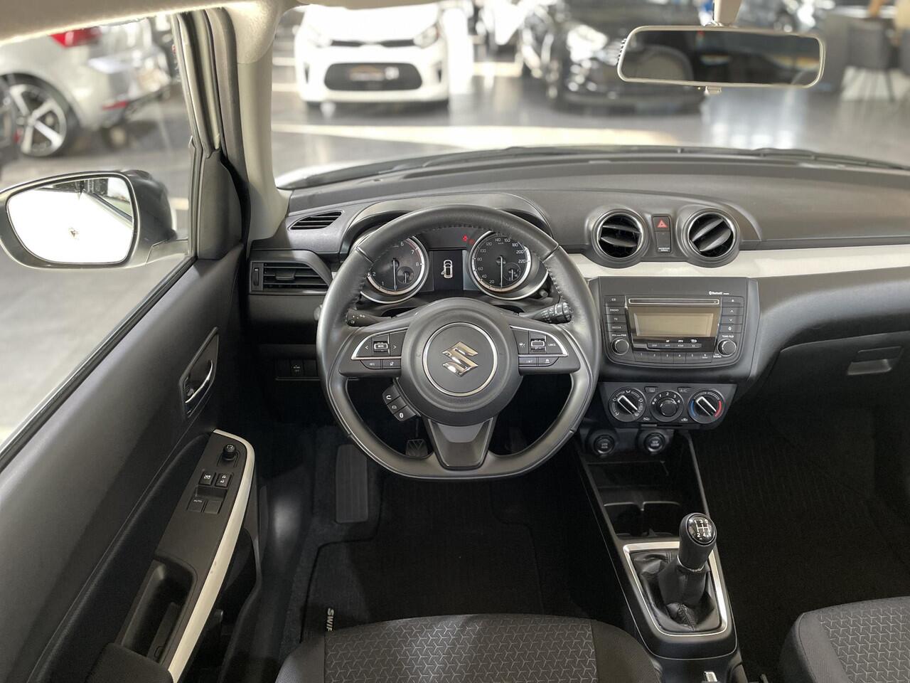 Suzuki SWIFT 1.2 Comfort Smart Hybrid