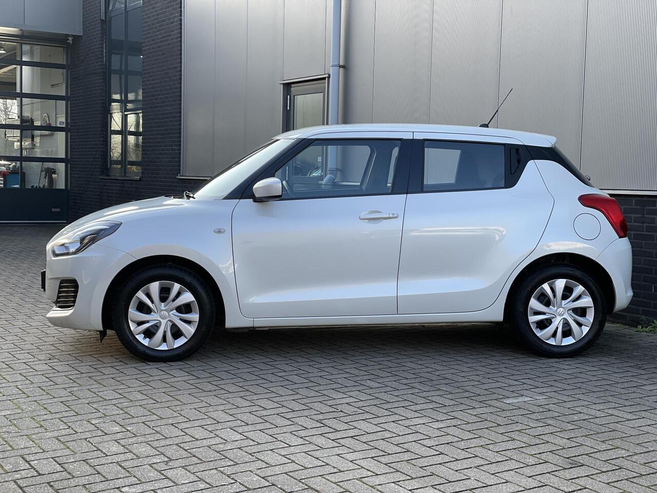 Suzuki SWIFT 1.2 Comfort Smart Hybrid