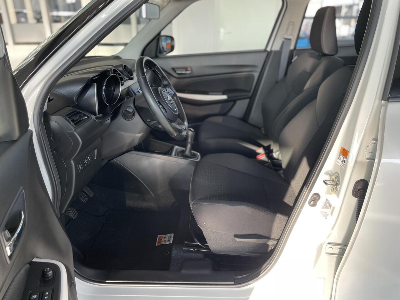 Suzuki SWIFT 1.2 Comfort Smart Hybrid