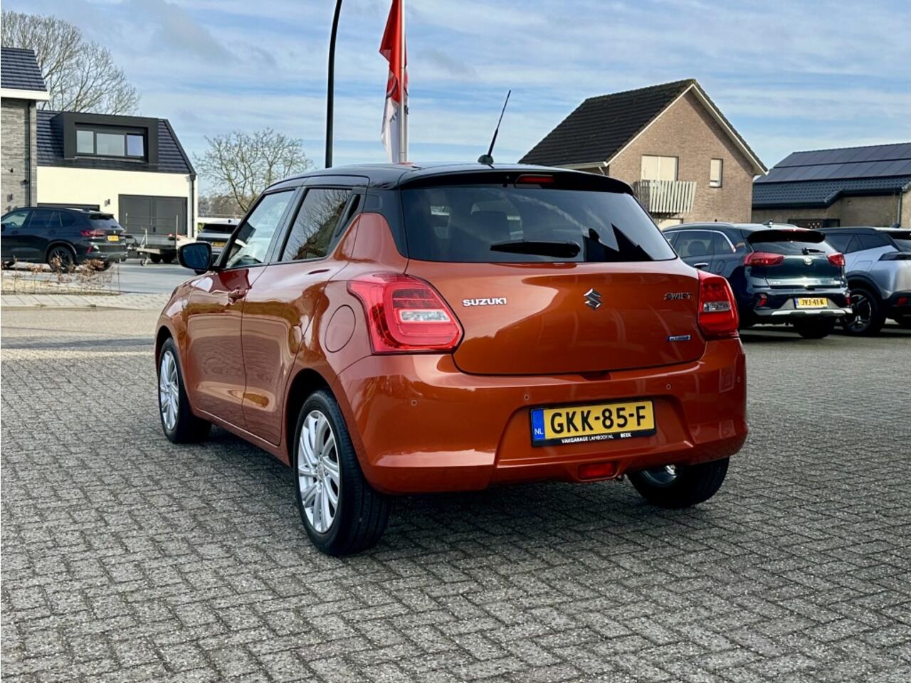 Suzuki SWIFT 1.2 Select SmartHybrid Automaat Camera Navi Cruise