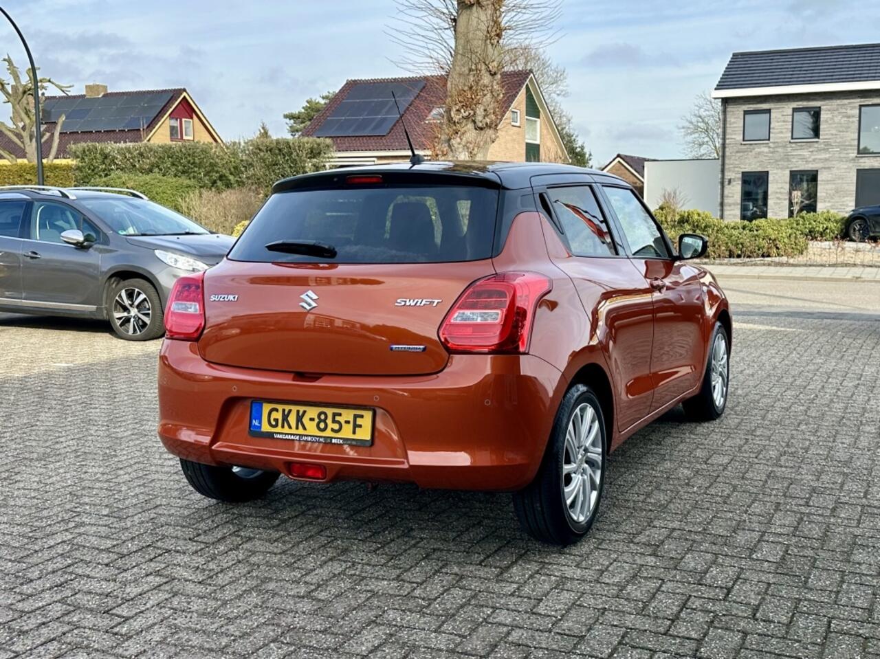 Suzuki SWIFT 1.2 Select SmartHybrid Automaat Camera Navi Cruise