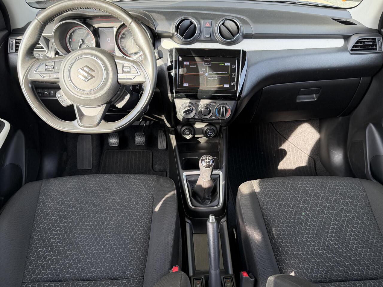 Suzuki SWIFT 1.2 Select Smart Hybrid / Navi / Camera / Adaptive Cruise / Stoelverwarming / Carplay