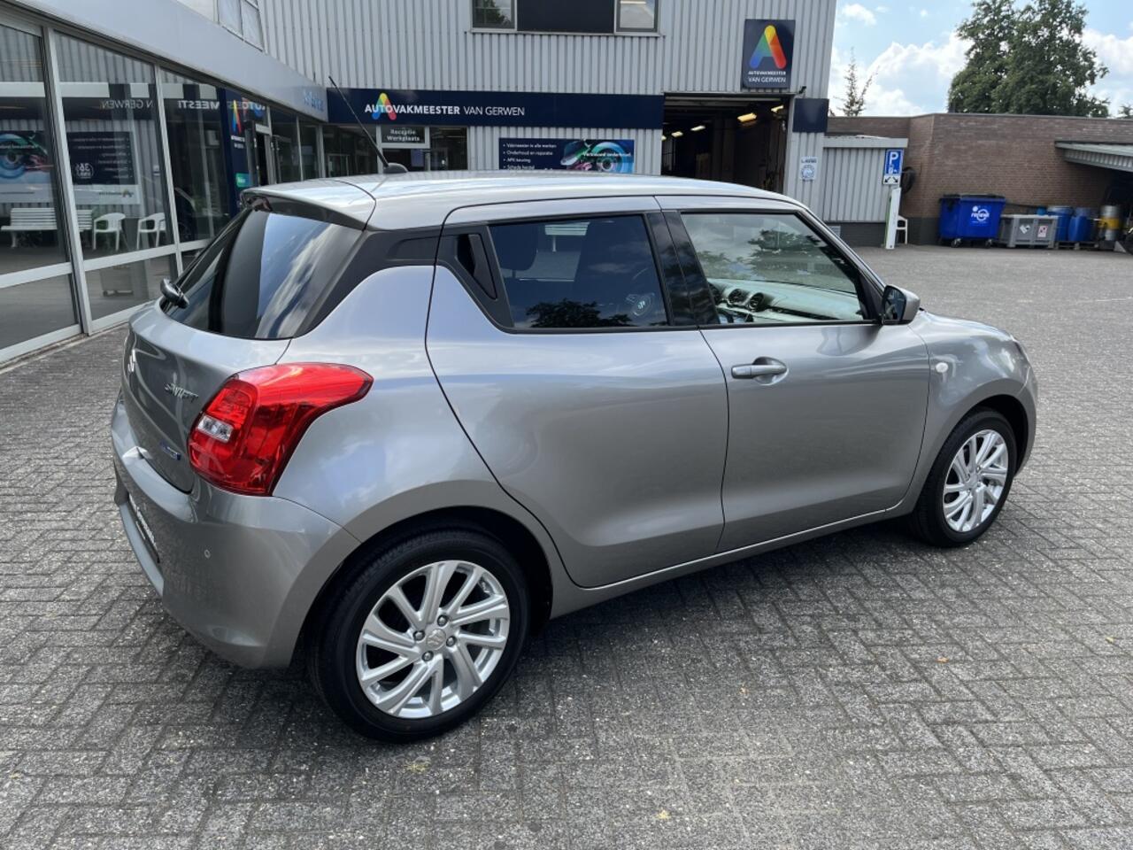 Suzuki SWIFT 1.2 Select Sm.Hybrid | Apple Carplay | Camera | Cruise