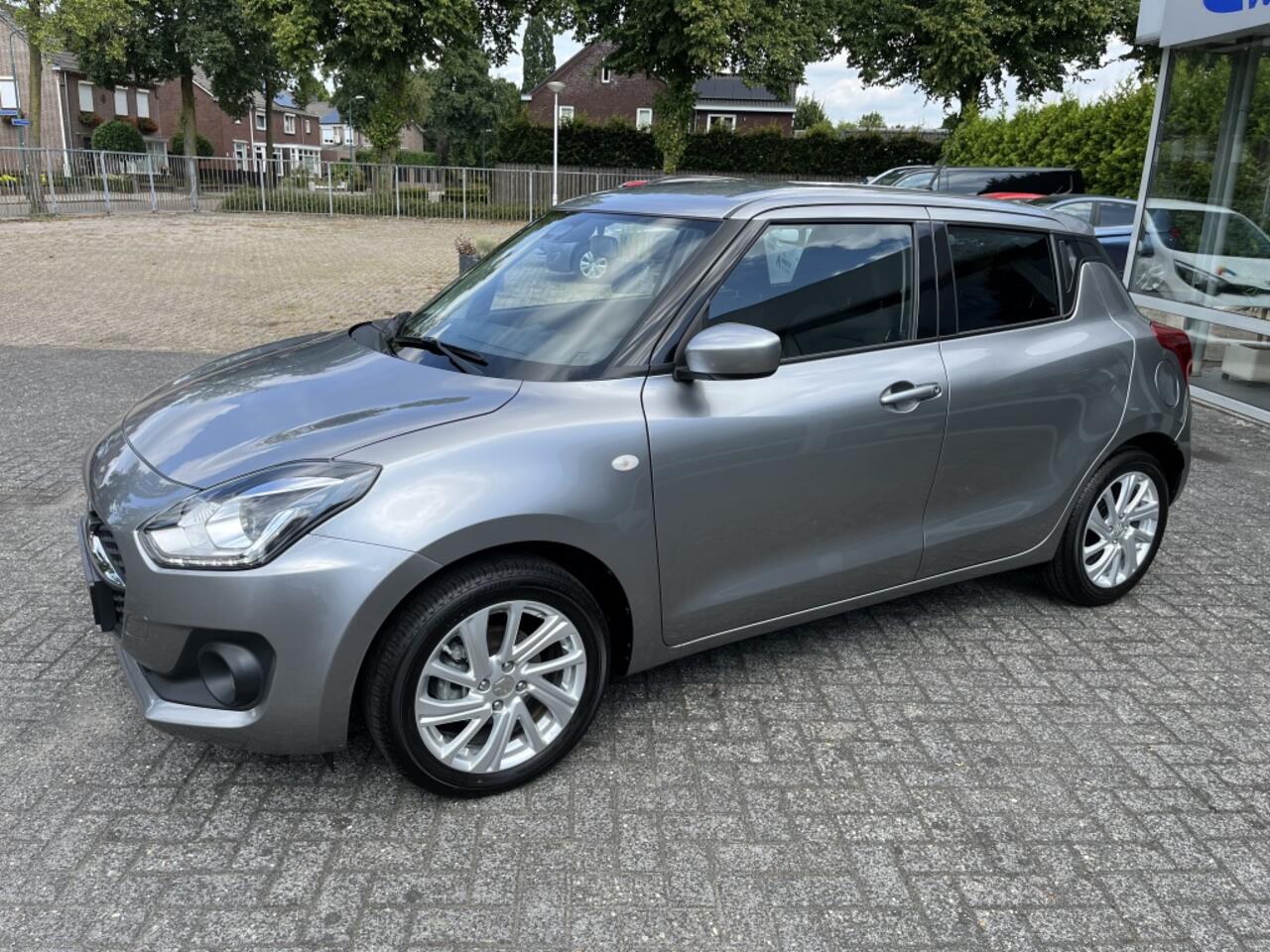 Suzuki SWIFT 1.2 Select Sm.Hybrid | Apple Carplay | Camera | Cruise