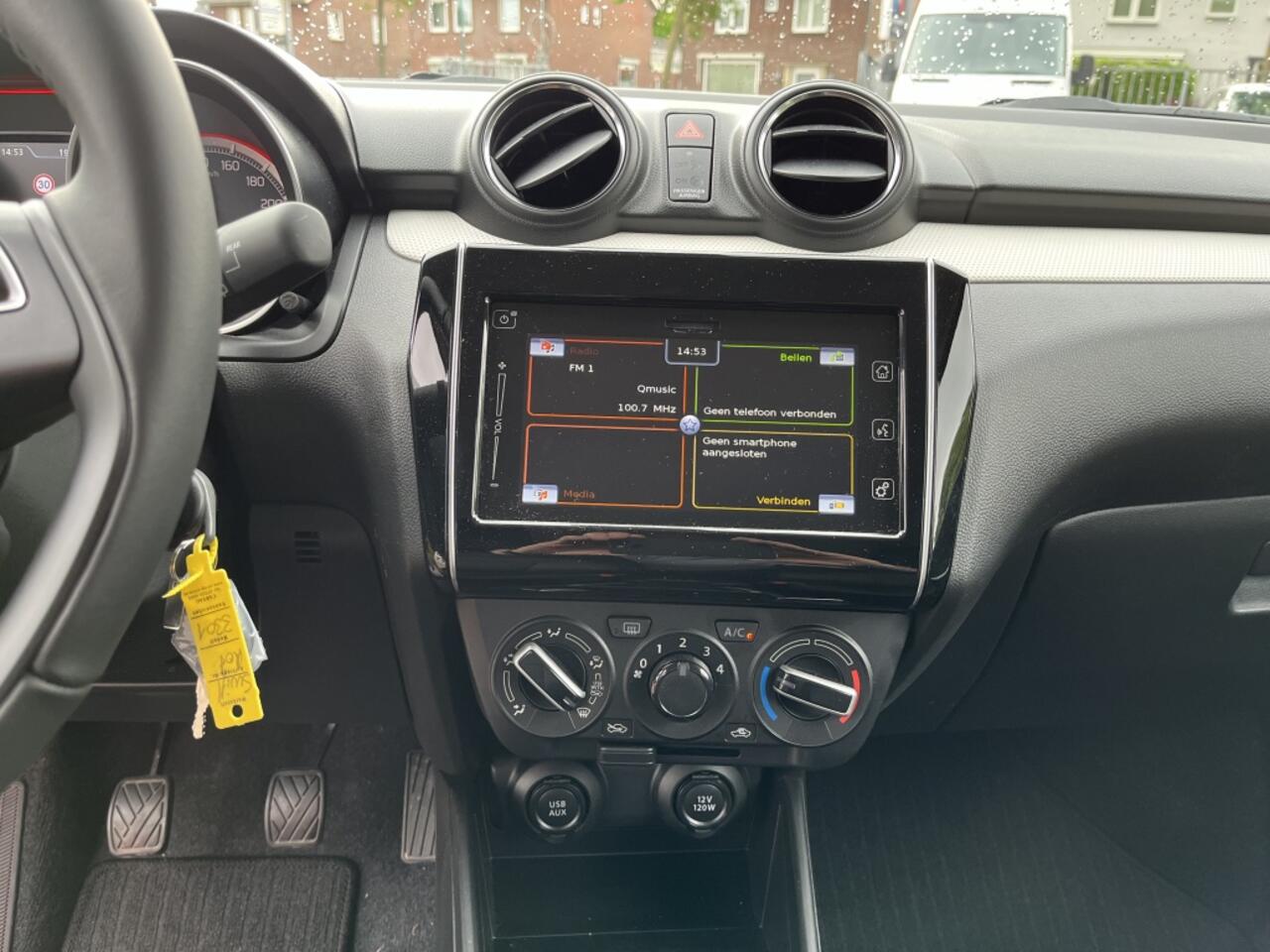 Suzuki SWIFT 1.2 Select Sm.Hybrid | Apple Carplay | Camera | Cruise