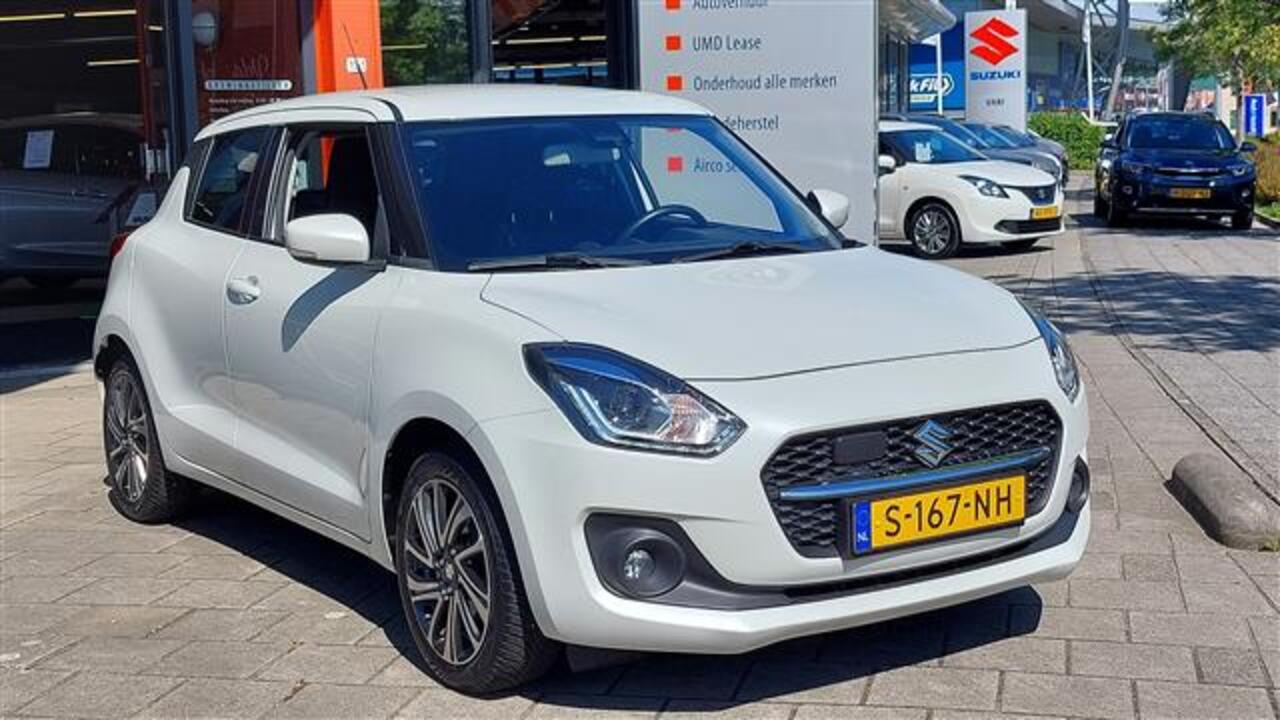 Suzuki SWIFT 1.2 SMART HYBRID STYLE