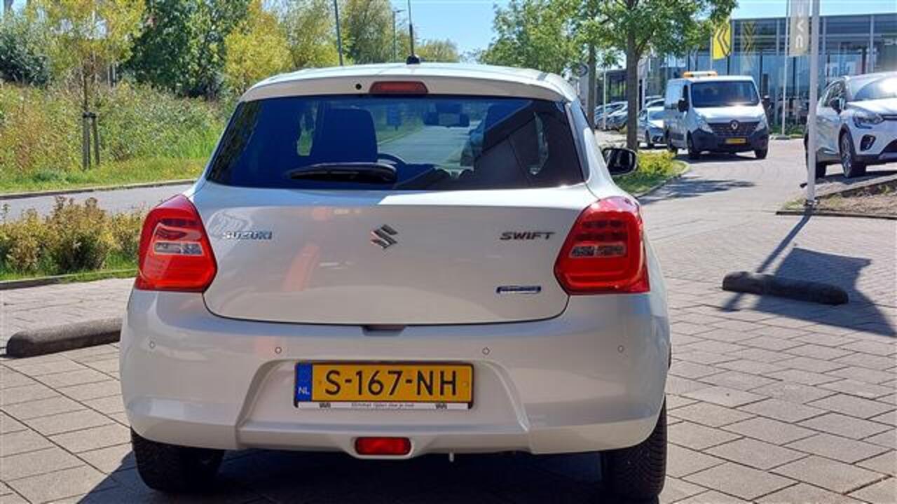 Suzuki SWIFT 1.2 SMART HYBRID STYLE
