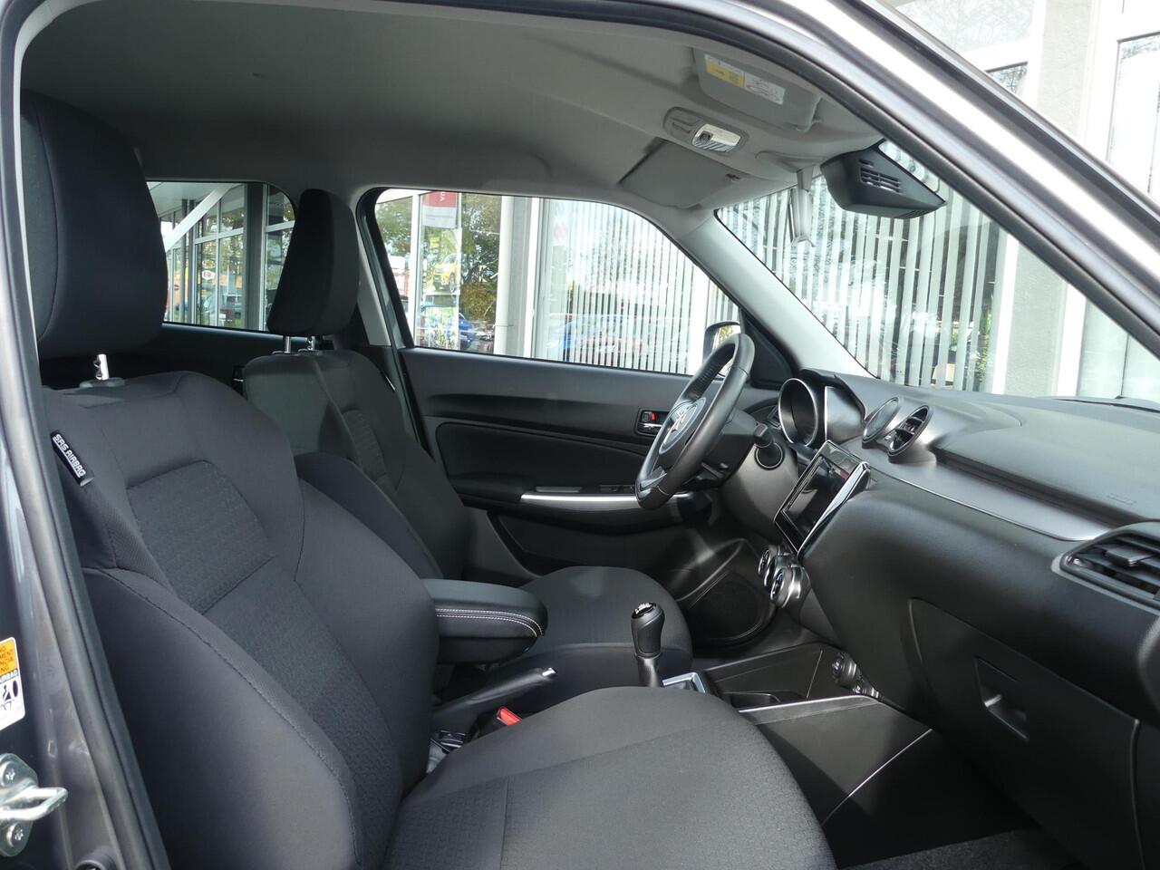 Suzuki SWIFT 1.2 Style Smart Hybrid 100% Dealer o.h. Swift Stijl, Cruise & climate control, Apple Carpl/Andr Auto, camera, park. Sensor achter