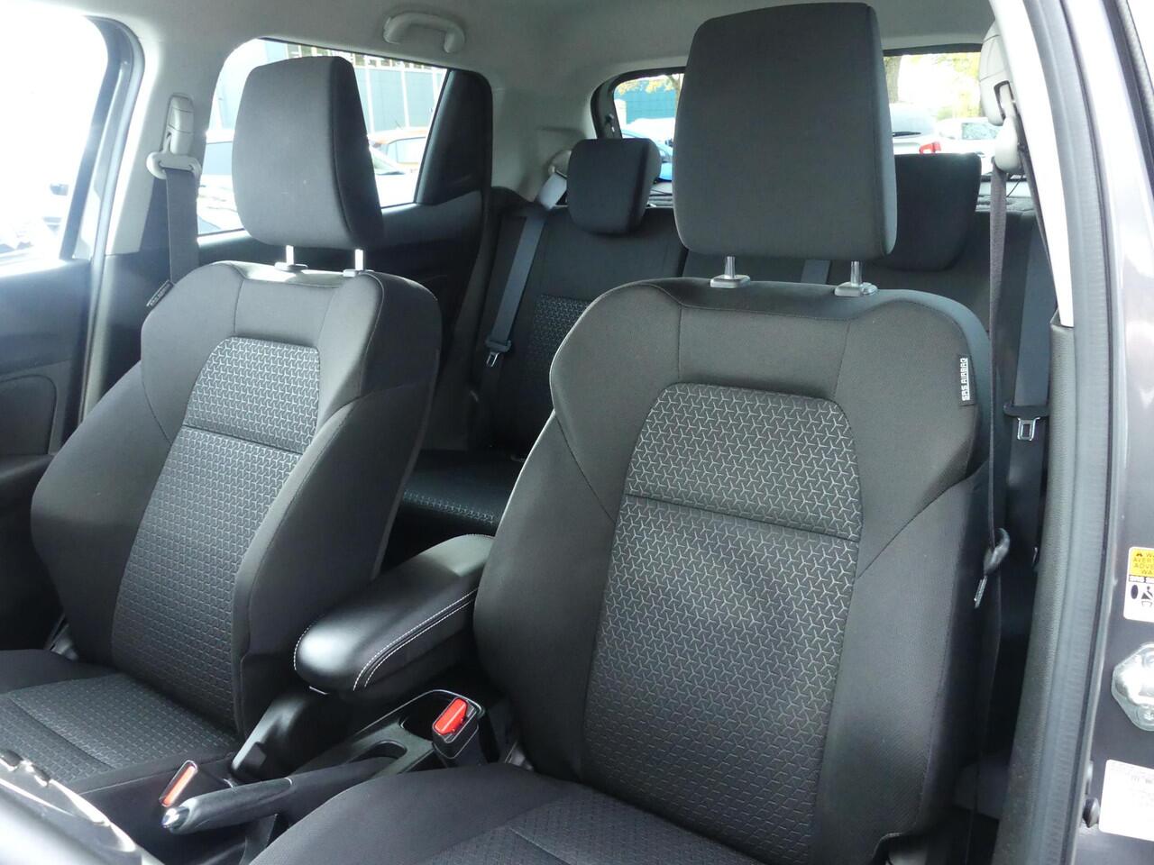 Suzuki SWIFT 1.2 Style Smart Hybrid 100% Dealer o.h. Swift Stijl, Cruise & climate control, Apple Carpl/Andr Auto, camera, park. Sensor achter