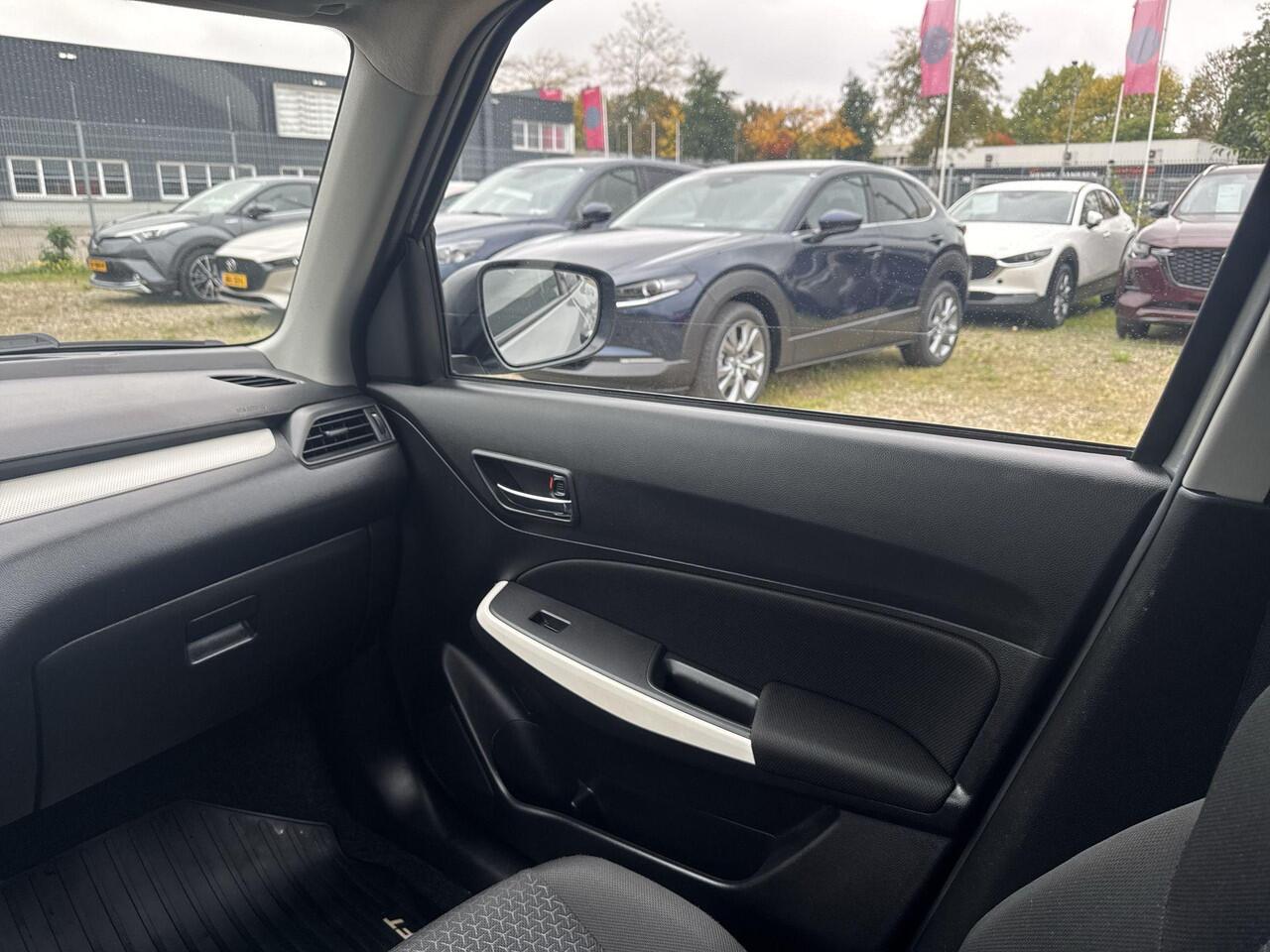 Suzuki SWIFT 1.2 Select Smart Hybrid | Rijklaar | Airco | Cruise control | Camera | LM velgen