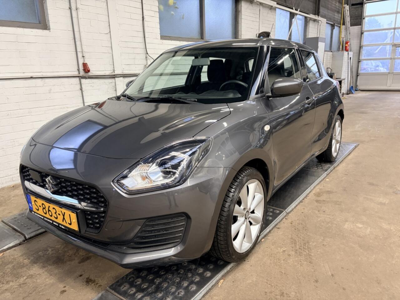 Suzuki SWIFT 1.2 Comfort SmartHybride Cruise Adaptief Airco BT tel
