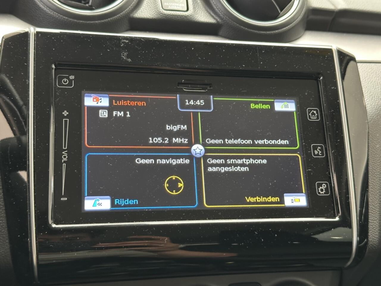 Suzuki SWIFT 1.2 Style Smart Hybride [CARPLAY| CRUISECONTROL| CLIMATE CONTROL