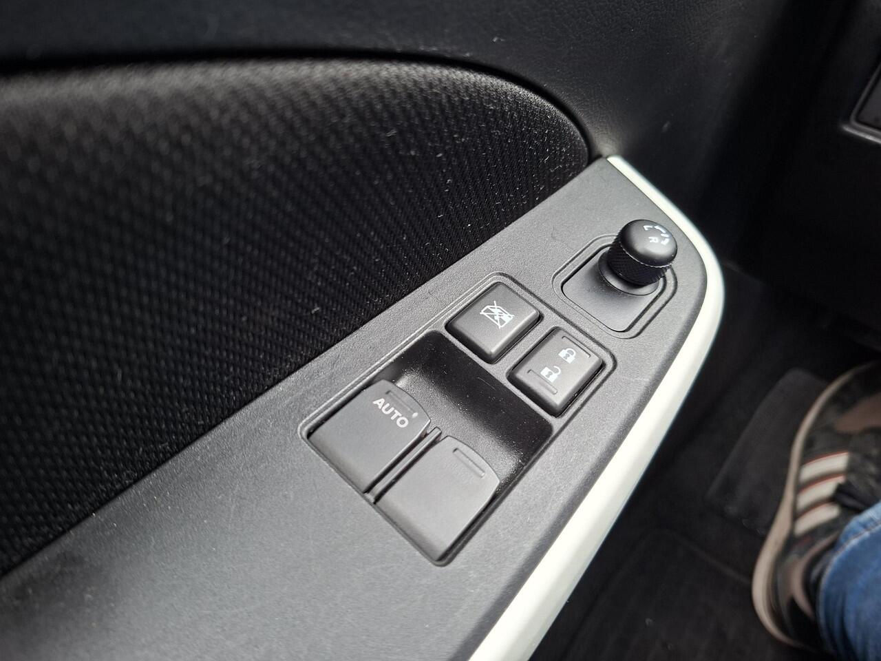 Suzuki SWIFT 1.2 Select Smart Hybrid CRUISE | PDC A | NL-auto | rijklaarprijs !!