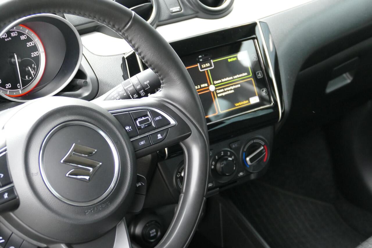 Suzuki SWIFT 1.2 Select Smart Hybrid | Navigatie | Climate control | Cruisecontrol | Camera | Rijklaarprijs |