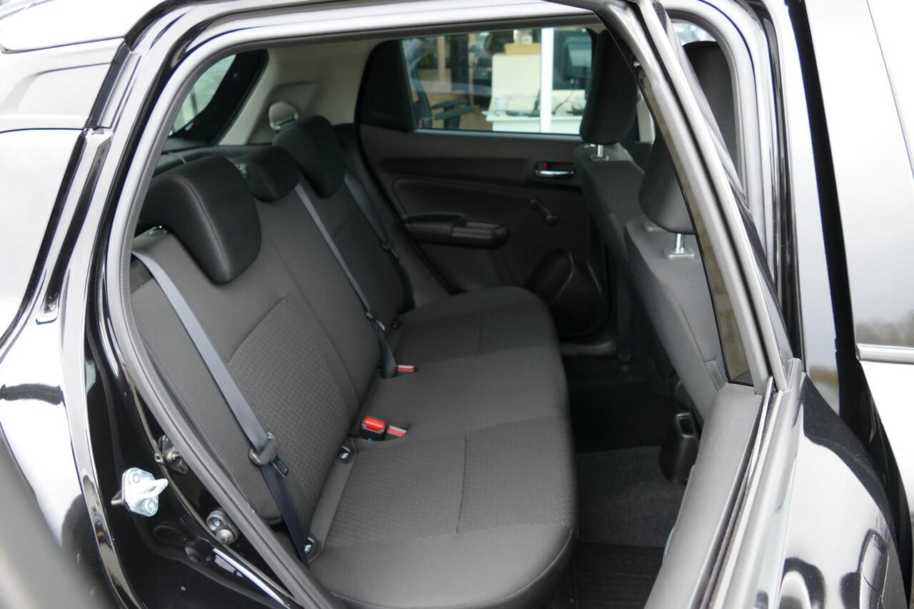 Suzuki SWIFT 1.2 Select Smart Hybrid | Navigatie | Climate control | Cruisecontrol | Camera | Rijklaarprijs |