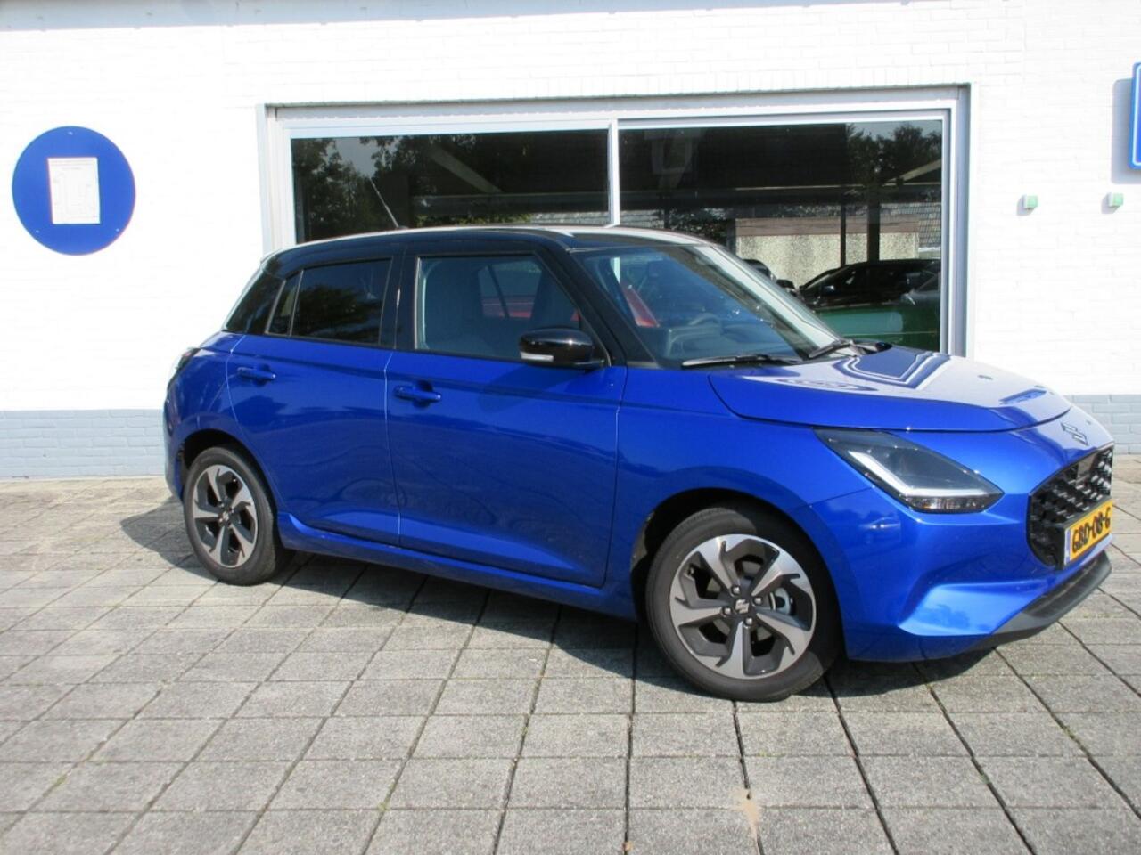 Suzuki SWIFT 1.2 MILD HYBRID STYLE 5 DRS NIEUW MODEL